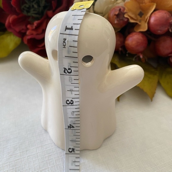 Ceramic Ghost Tea Light - Picture 4 of 4